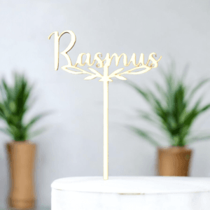 Kakkukoriste Nimellä