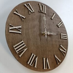 Seinäkello Ruskea - Roomalaiset Numerot, kehyksetön
